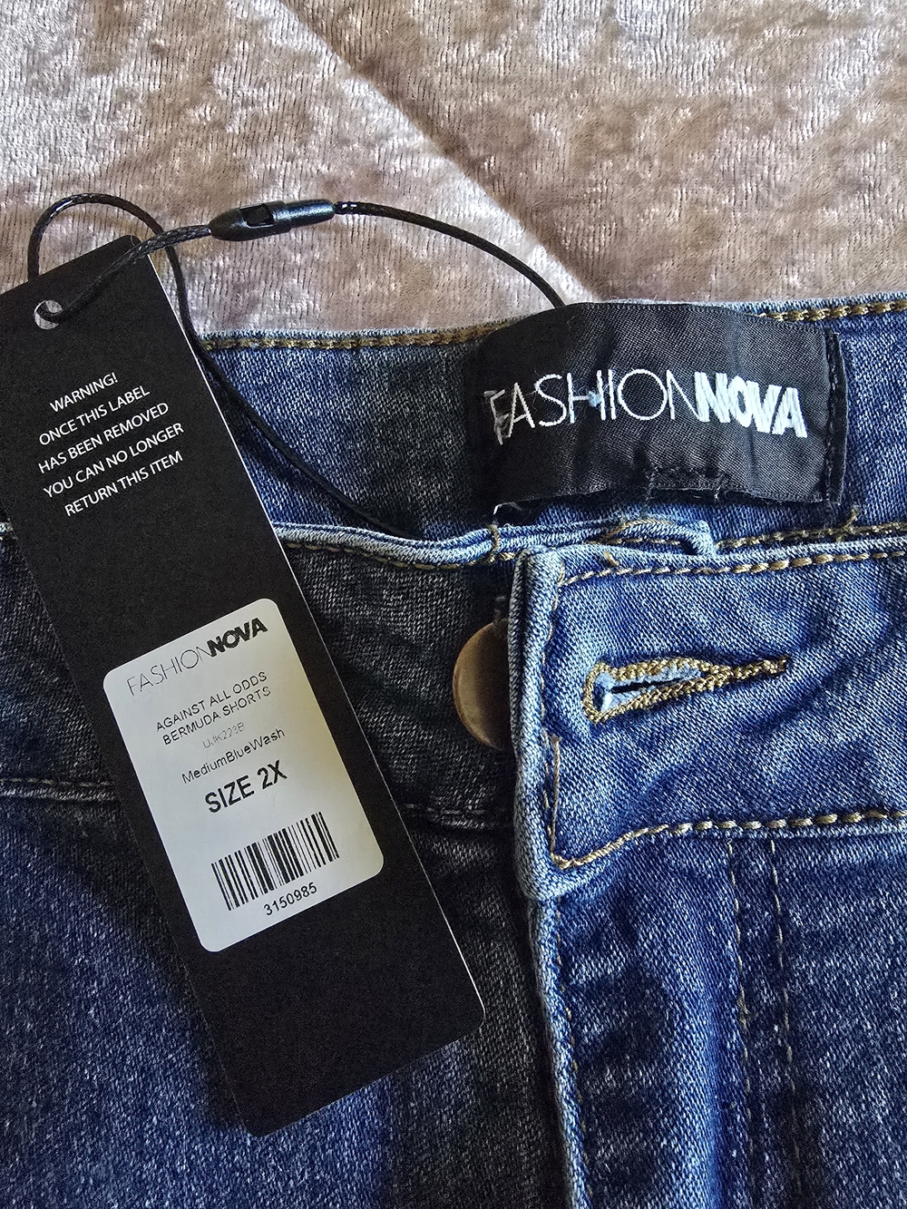 Fashion Nova Women’s Blue Denim Shorts- Size 2X